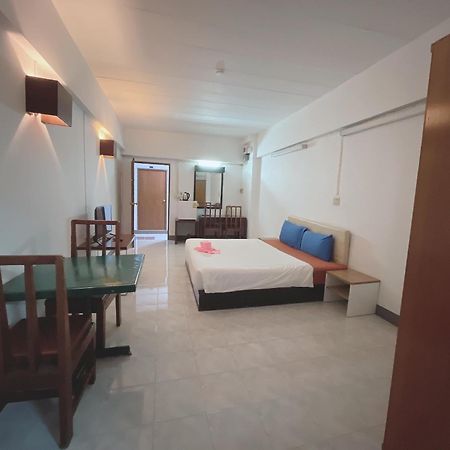 โรงแรมวินบางนา Win Bangna Hotel กรุงเทพมหานคร ภายนอก รูปภาพ