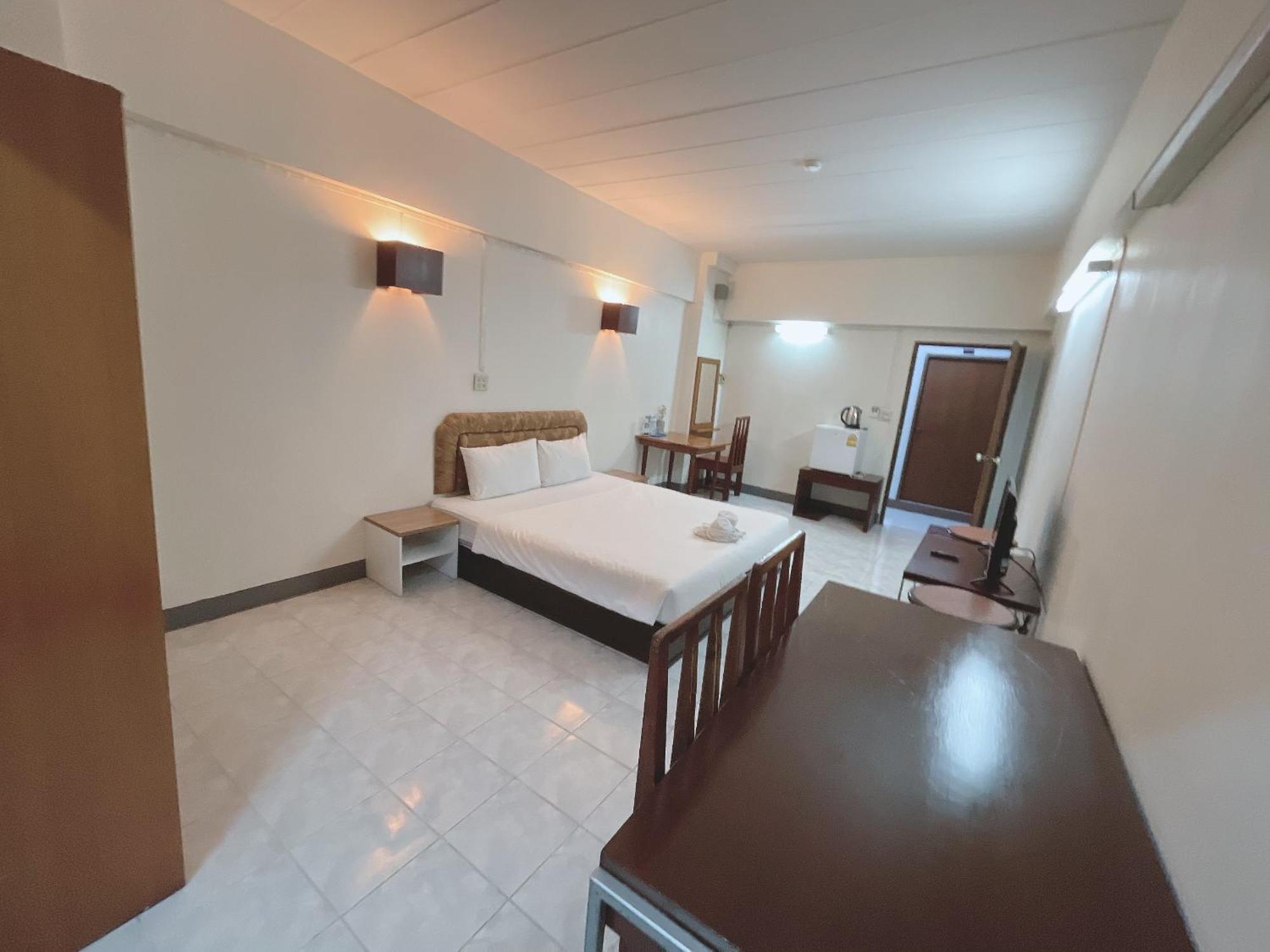 โรงแรมวินบางนา Win Bangna Hotel กรุงเทพมหานคร ภายนอก รูปภาพ